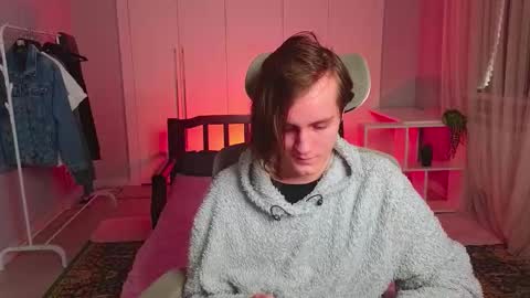 Snapshot of nikompell chatting on March 7, 2025, 5:08 am niko online show from March 7, 2025, 5:08 am