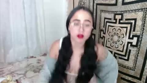 Snapshot of ninakravtz chatting on February 20, 2025, 12:36 pm N I N A online show from February 20, 2025, 12:36 pm