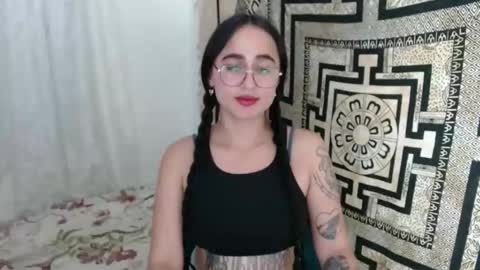 Snapshot of ninakravtz chatting on February 21, 2025, 11:10 pm N I N A online show from February 21, 2025, 11:10 pm