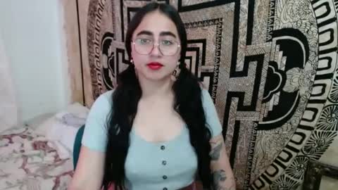 Snapshot of ninakravtz chatting on September 8, 2025, 3:00 pm N I N A online show from September 8, 2025, 3:00 pm