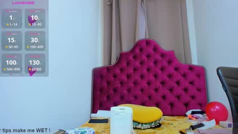Snapshot of ninna_dee chatting on January 13, 2025, 4:39 am nina dee online show from January 13, 2025, 4:39 am