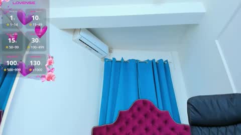 Snapshot of ninna_dee chatting on September 29, 2025, 3:33 am nina dee online show from September 29, 2025, 3:33 am