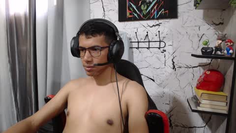 Snapshot of noah_89r chatting on January 23, 2025, 3:32 pm Sebastian online show from January 23, 2025, 3:32 pm