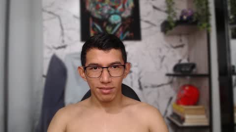 Snapshot of noah_89r chatting on February 7, 2025, 5:51 pm Sebastian online show from February 7, 2025, 5:51 pm