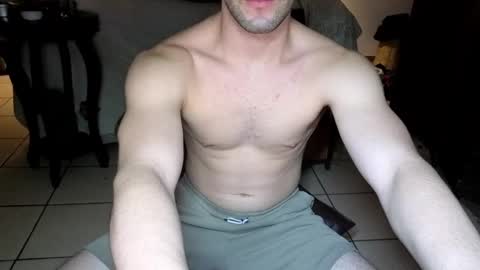 Snapshot of nobudget06 chatting on February 14, 2025, 4:37 am nobudget06 online show from February 14, 2025, 4:37 am