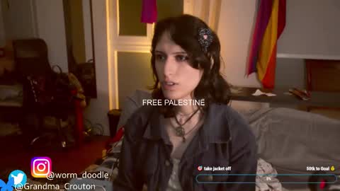 Snapshot of noreallyilikepeanuts chatting on September 16, 2025, 2:01 am Ariane online show from September 16, 2025, 2:01 am