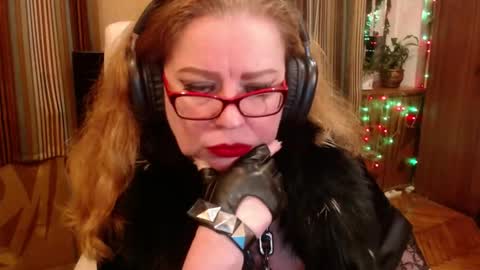 Snapshot of norma_gin chatting on October 29, 2025, 9:49 pm miss Tress online show from October 29, 2025, 9:49 pm