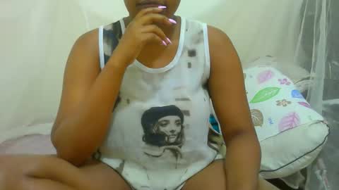Snapshot of notoy1 chatting on September 21, 2025, 12:01 am notoy1 online show from September 21, 2025, 12:01 am