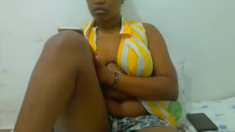 Snapshot of notoy1 chatting on October 5, 2025, 9:02 pm notoy1 online show from October 5, 2025, 9:02 pm