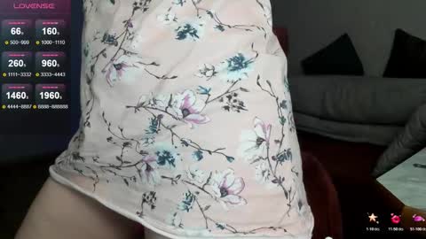 Snapshot of now_elly chatting on November 1, 2025, 6:21 pm Nowelly online show from November 1, 2025, 6:21 pm