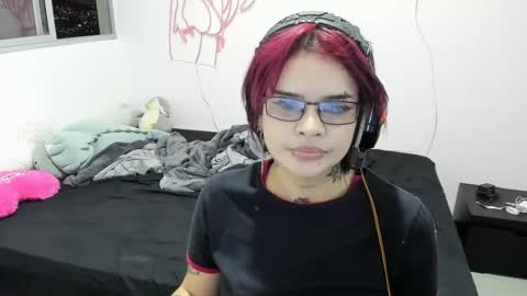 Snapshot of noxarcanee chatting on January 13, 2025, 3:23 am Goth Darling online show from January 13, 2025, 3:23 am
