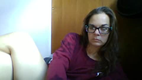 Snapshot of nxtdoornikki chatting on October 26, 2025, 4:57 pm NxtDoorNikki online show from October 26, 2025, 4:57 pm