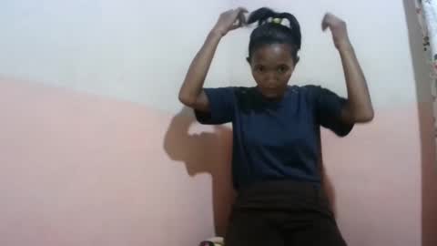 nympholinha online show from February 9, 2025, 5:54 pm