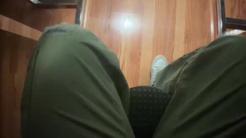 Snapshot of obiwand653040 chatting on November 1, 2025, 1:40 am obiwand653040 online show from November 1, 2025, 1:40 am