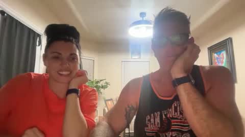 Snapshot of obsidianheartsx chatting on October 1, 2025, 7:03 am SimplyUs online show from October 1, 2025, 7:03 am