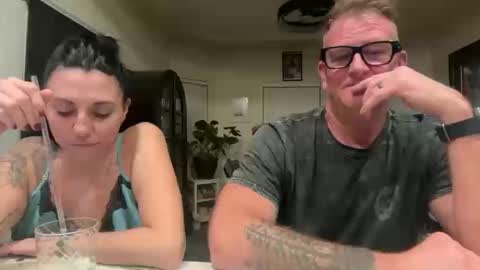 Snapshot of obsidianheartsx chatting on October 18, 2025, 5:21 am SimplyUs online show from October 18, 2025, 5:21 am