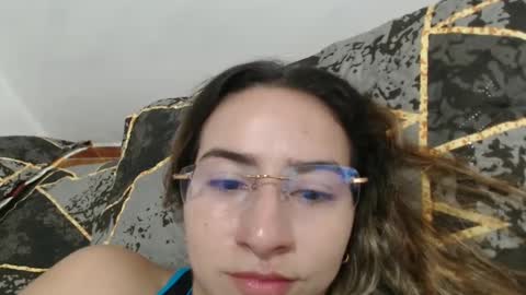 Snapshot of odette_brigh_ chatting on October 2, 2025, 3:08 pm Val online show from October 2, 2025, 3:08 pm