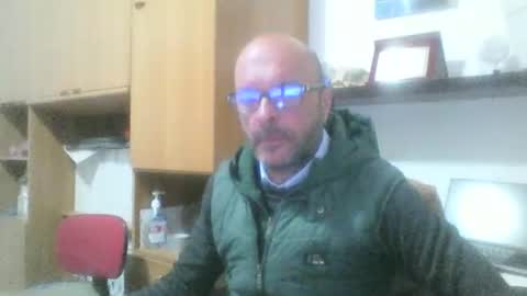 Snapshot of olak21 chatting on November 10, 2025, 10:58 am olak21 online show from November 10, 2025, 10:58 am