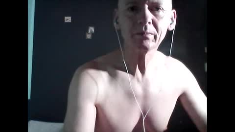 Snapshot of oldbuthorny62 chatting on February 22, 2025, 10:52 pm oldbuthorny62 online show from February 22, 2025, 10:52 pm