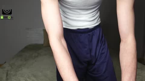 Snapshot of oliver_baker chatting on March 12, 2025, 5:49 pm Oliver Kaen online show from March 12, 2025, 5:49 pm