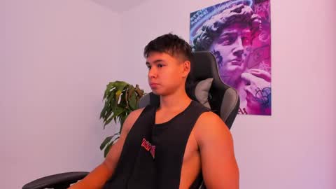 Snapshot of oliver_bray chatting on February 11, 2025, 3:40 pm Oliver bray online show from February 11, 2025, 3:40 pm