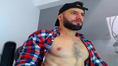 Snapshot of oliverdrew1 chatting on September 8, 2025, 6:51 pm oliver online show from September 8, 2025, 6:51 pm