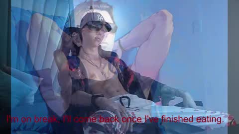 Snapshot of oliverthompson_01 chatting on December 3, 2024, 8:49 am oliverthompson_01 online show from December 3, 2024, 8:49 am