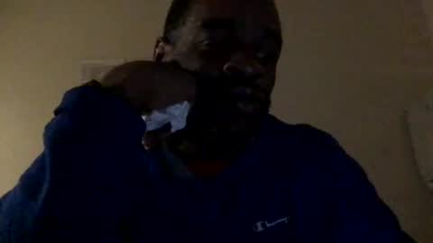 olivertwist1273 online show from January 12, 2025, 7:53 am