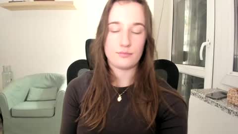 Snapshot of oliviaaa2003 chatting on February 28, 2025, 5:26 pm Oliwiaa2004 online show from February 28, 2025, 5:26 pm