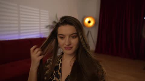 Snapshot of omiliver chatting on February 19, 2025, 7:48 pm or online show from February 19, 2025, 7:48 pm