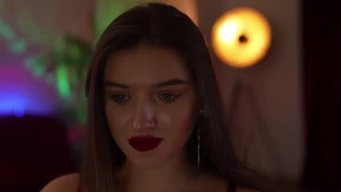 Snapshot of omiliver chatting on March 12, 2025, 9:45 pm or online show from March 12, 2025, 9:45 pm