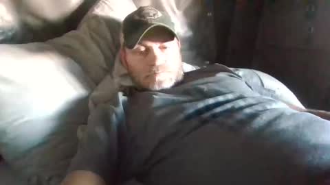 Snapshot of onthemove03 chatting on November 3, 2025, 9:16 pm onthemove03 online show from November 3, 2025, 9:16 pm