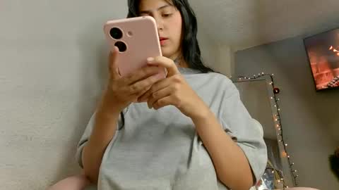 juanita online show from December 30, 2024, 3:57 pm