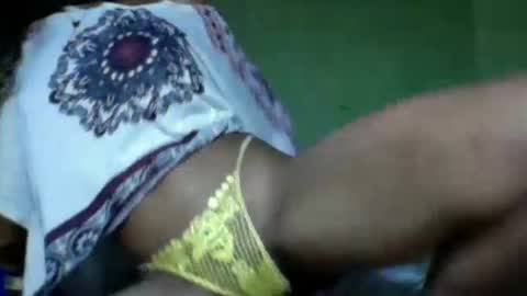 Snapshot of oolyette chatting on October 6, 2025, 6:27 pm oolyette online show from October 6, 2025, 6:27 pm