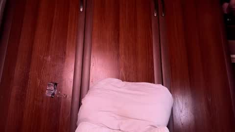 Snapshot of origamicat chatting on October 16, 2025, 4:08 pm origamicat online show from October 16, 2025, 4:08 pm