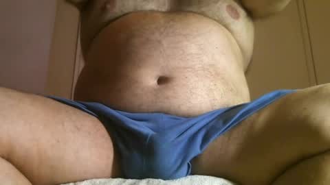 Oso Licencioso online show from October 5, 2025, 4:33 am