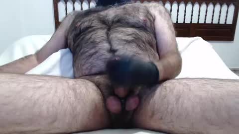 Snapshot of osotfsur chatting on December 24, 2024, 9:44 pm OsoTFSur online show from December 24, 2024, 9:44 pm