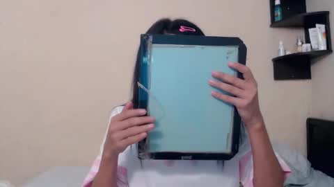 Snapshot of otakutransgurl chatting on November 8, 2025, 7:08 am RACHEL CHOW online show from November 8, 2025, 7:08 am