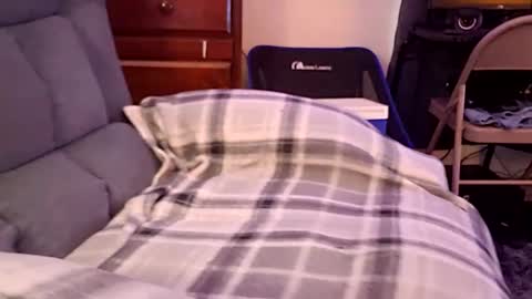 Snapshot of ou8124824 chatting on September 28, 2025, 3:28 pm ou8124824 online show from September 28, 2025, 3:28 pm