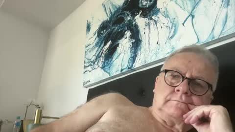 Snapshot of ozhairybearxxxx chatting on January 21, 2025, 3:26 am ozhairybearxxxx online show from January 21, 2025, 3:26 am