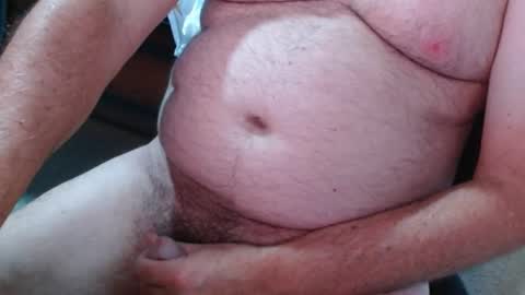 Snapshot of ozzieozzieoi chatting on February 27, 2025, 1:59 am HairyolOz online show from February 27, 2025, 1:59 am