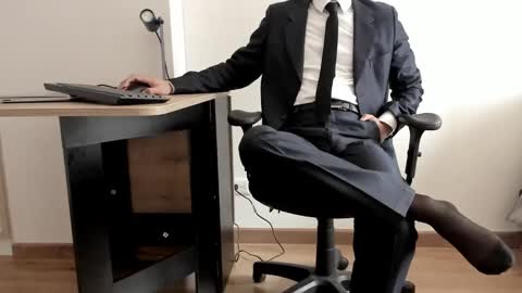 Snapshot of pablo_rincon95 chatting on December 14, 2024, 3:25 pm pablo rincon95 online show from December 14, 2024, 3:25 pm