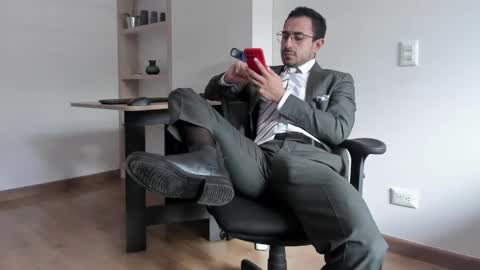 Snapshot of pablo_rincon95 chatting on January 21, 2025, 2:37 pm pablo rincon95 online show from January 21, 2025, 2:37 pm