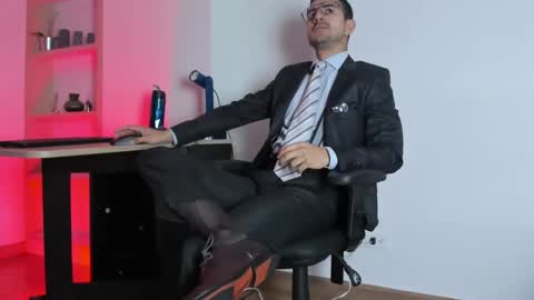 Snapshot of pablo_rincon95 chatting on February 13, 2025, 11:39 am pablo rincon95 online show from February 13, 2025, 11:39 am