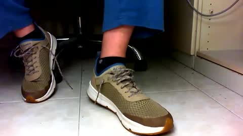 Snapshot of pablomenesssl chatting on December 23, 2024, 6:16 pm Pablo Meness online show from December 23, 2024, 6:16 pm