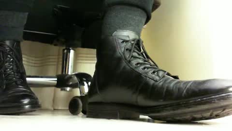 Snapshot of pablomenesssl chatting on January 26, 2025, 12:26 am Pablo Meness online show from January 26, 2025, 12:26 am