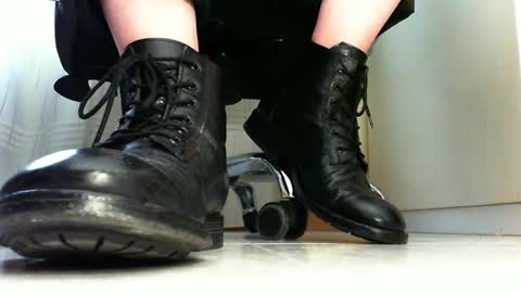 Snapshot of pablomenesssl chatting on February 27, 2025, 12:56 pm Pablo Meness online show from February 27, 2025, 12:56 pm