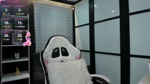 Snapshot of paigejayden chatting on January 10, 2025, 11:39 pm Paige online show from January 10, 2025, 11:39 pm