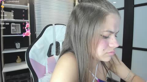 Snapshot of paigejayden chatting on January 17, 2025, 12:10 am Paige online show from January 17, 2025, 12:10 am