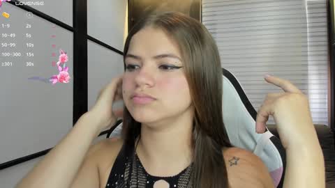 Snapshot of paigejayden chatting on January 21, 2025, 8:00 pm Paige online show from January 21, 2025, 8:00 pm